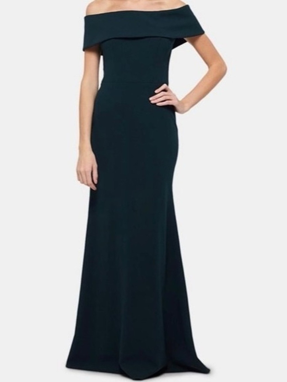 Elegant Forest Green Off-Shoulder Evening dress